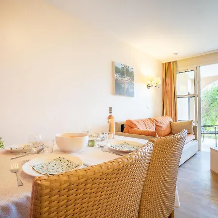 Le Village - E1 121 By Interhome Apartmán