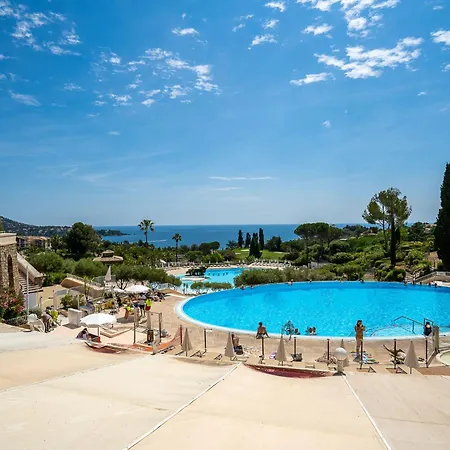 Le Village - E1 121 By Interhome Saint-Raphaël