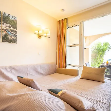 Village Cap Esterel - Le Village-72 By Interhome