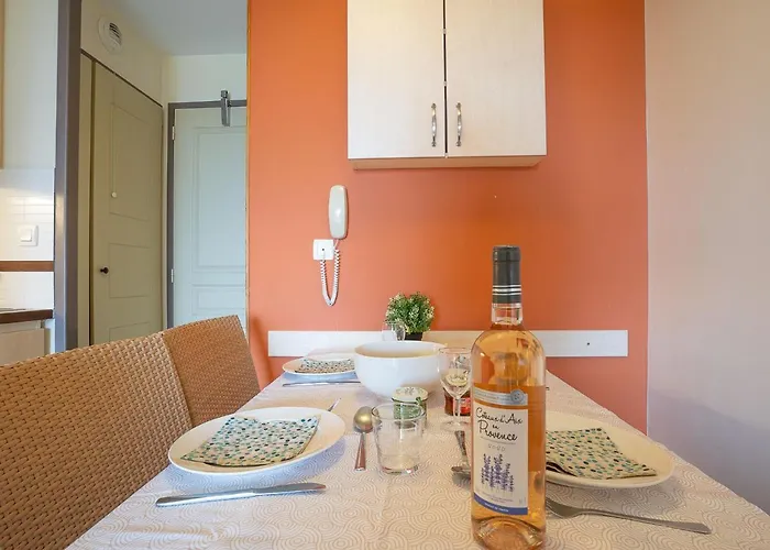 Apartmán Le Village - E1 121 By Interhome *